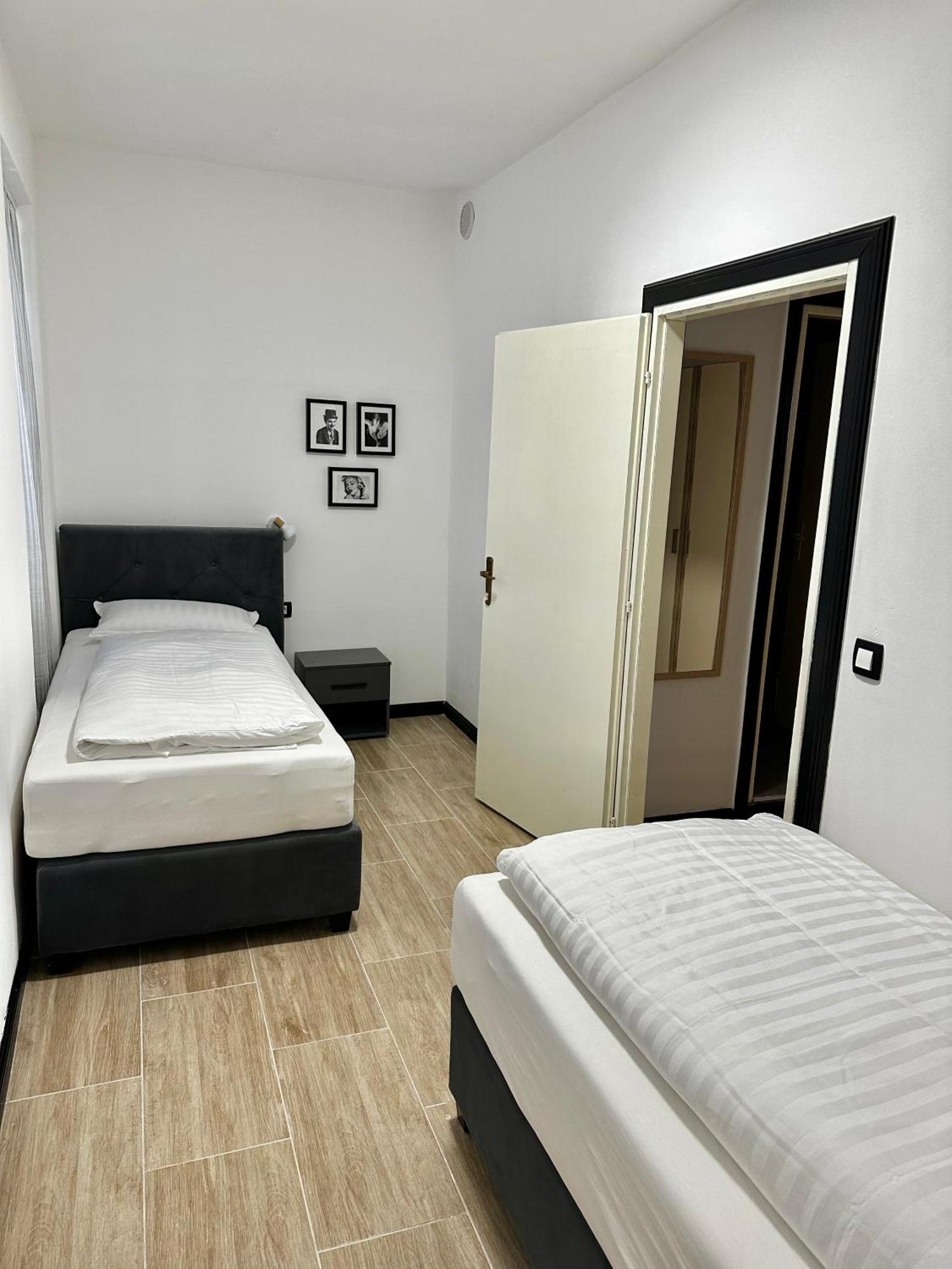Crolivia Apartments Near Arena, Center Of Pola Esterno foto